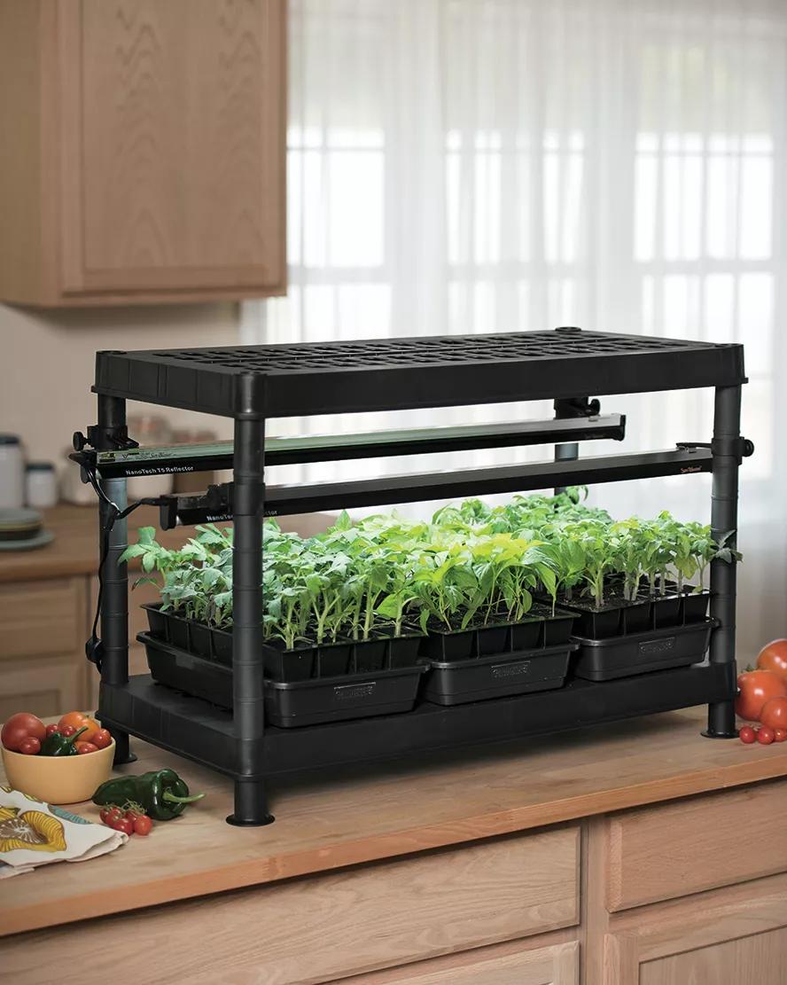 Top Benefits of Using LED Stack-n-Grow Lights for Your Plants