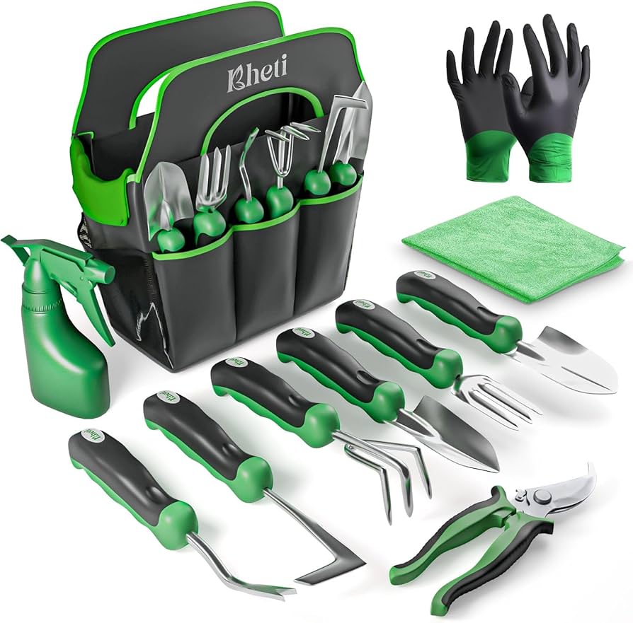 Must-have gardening shovel spade for your garden: improve your gardening experience with these essential tools.