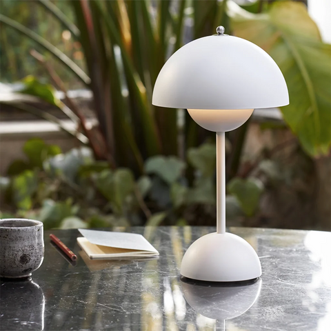 Flowerpot Table Lamp: How to Choose the Perfect One?