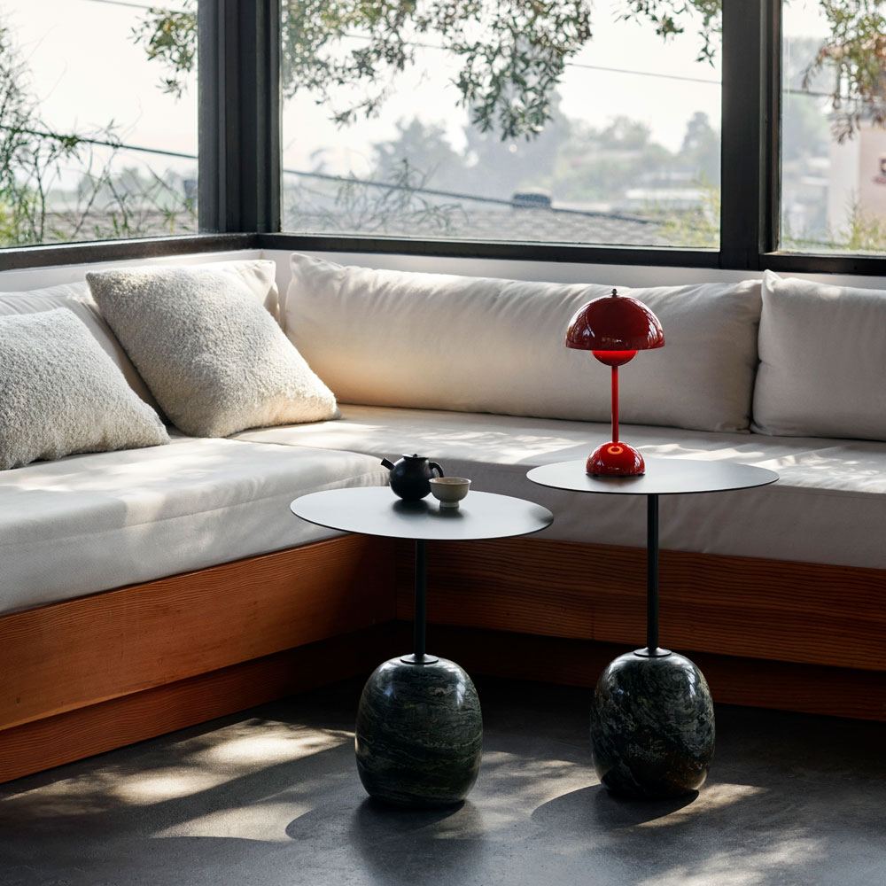 Flowerpot Lamp for Your Living Room? See the Style that Fits Any Interior Design!
