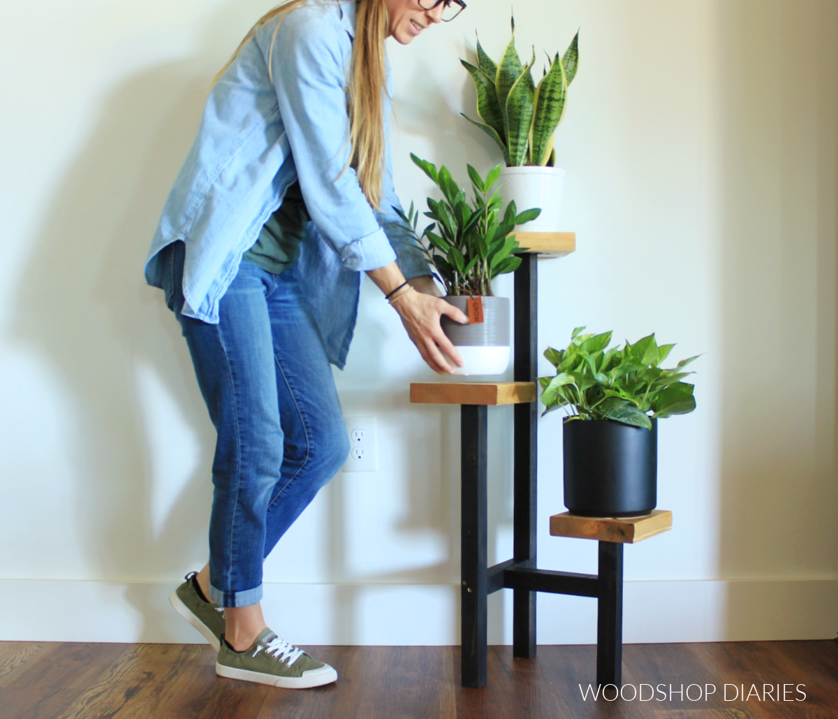 DIY Modern Indoor Plant Stands: Get Creative with These Easy plant stand.