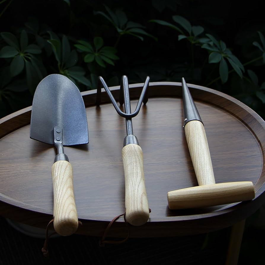 Japanese Gardening Tools: Get the Authentic Look Easily!