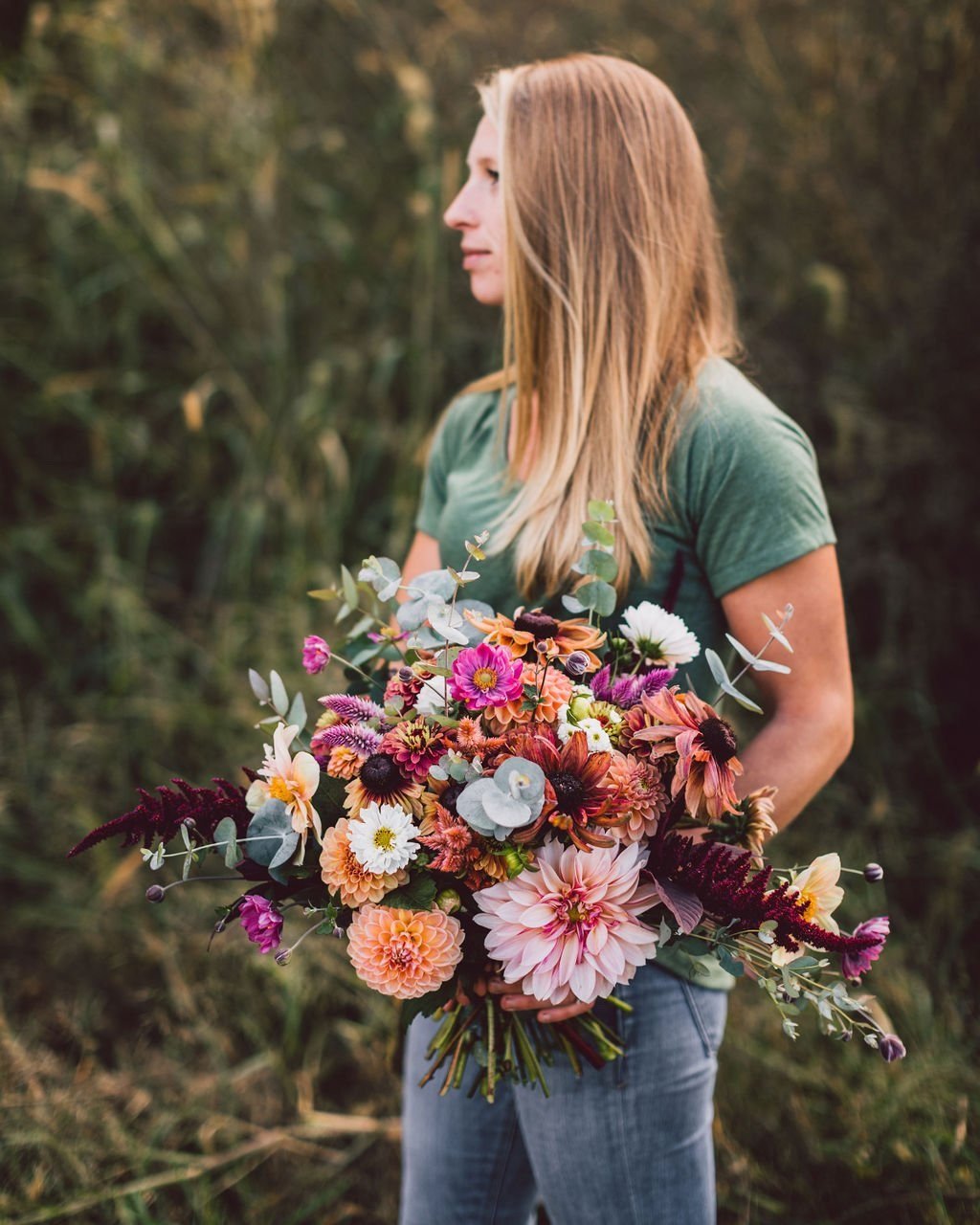 Dahlia Care Tips for Fall: Protecting Your Plants from Frost