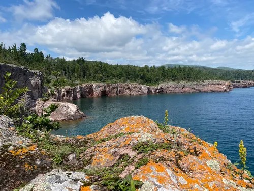 Where can I find Shovel Point? Get simple directions to this scenic area.