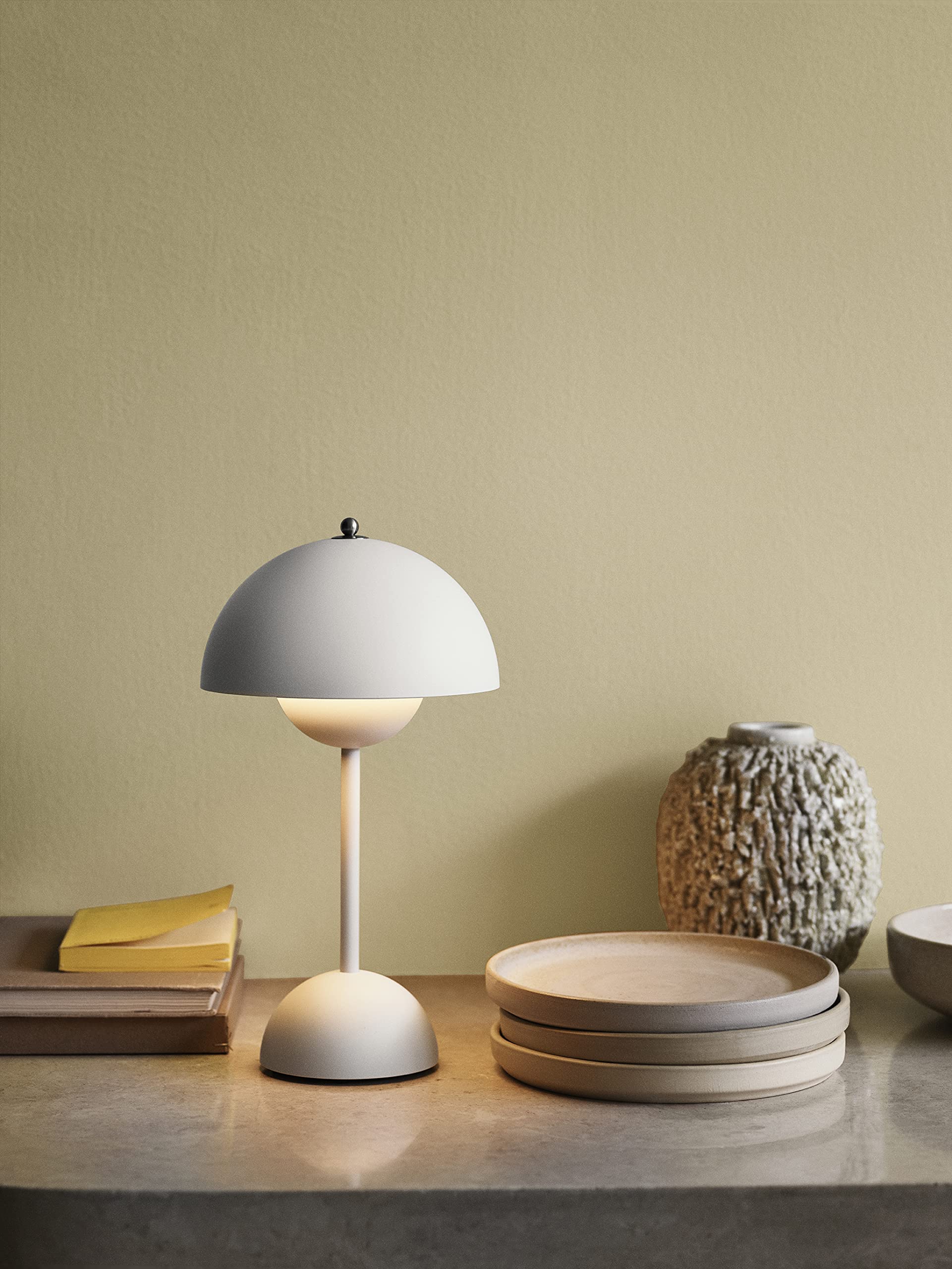 Where can I buy the flowerpot lamp vp9? Find the best deals and offers online easily.