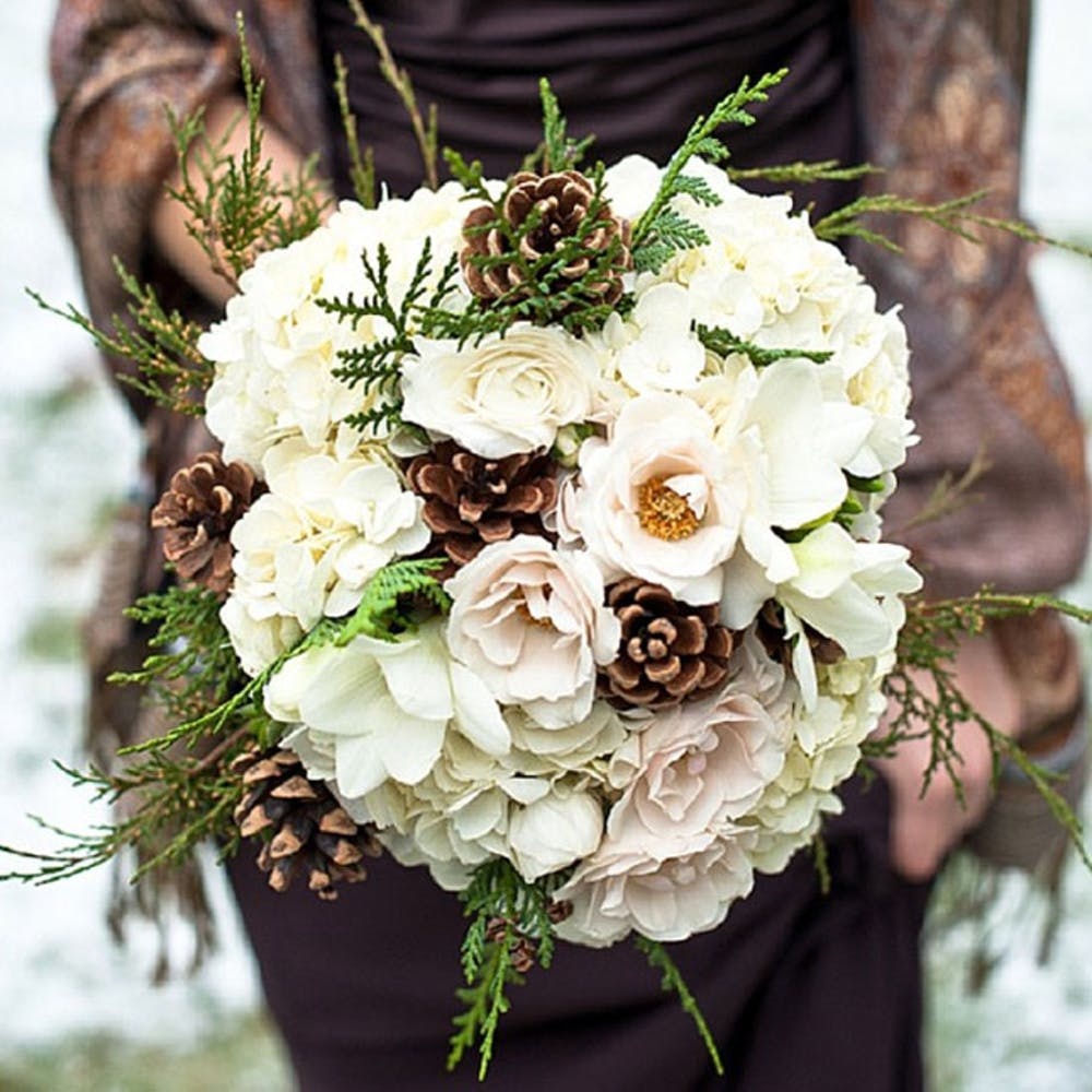 What rustic winter wedding flowers are trending now? See the top picks florists recommend this season.