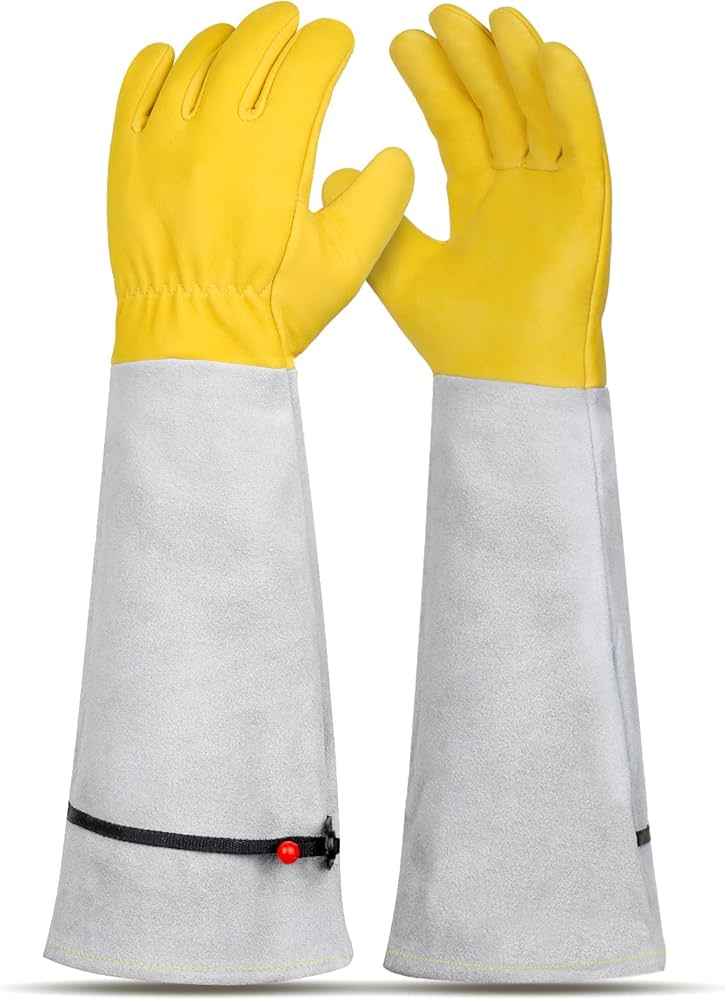 Whats so special about goat skin gardening gloves? They offer awesome protection and a super soft feel.