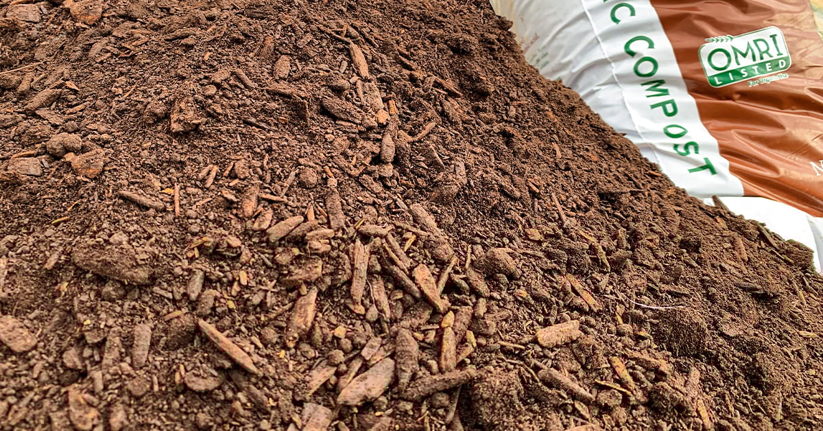 Looking for the best organic compost soil? (Here's how to pick the perfect mix for your garden)