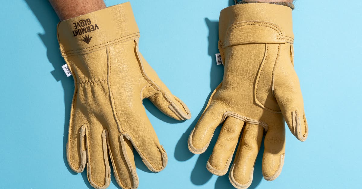Looking for the best nitrile gardening gloves? (Here are some great options for all gardeners)